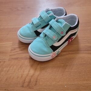 Vans old skool shoes size 8c Girls teal and black with white. Flower Power